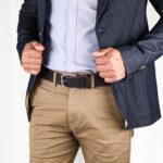 Axel läderbälte mörkbrun jacka vänster