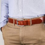 Erik läderbälte brun närbild vänster