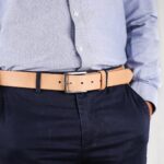 Erik läderbälte natur närbild höger