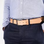 Erik läderbälte natur närbild vänster