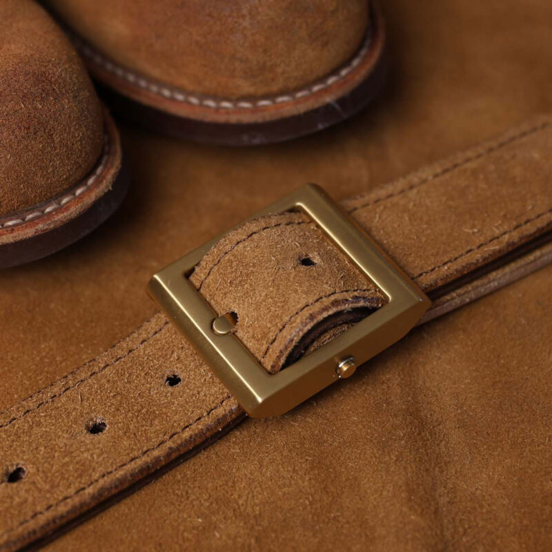 Heirloom roughout suede dubbelt läderbälte spänne ovanpå