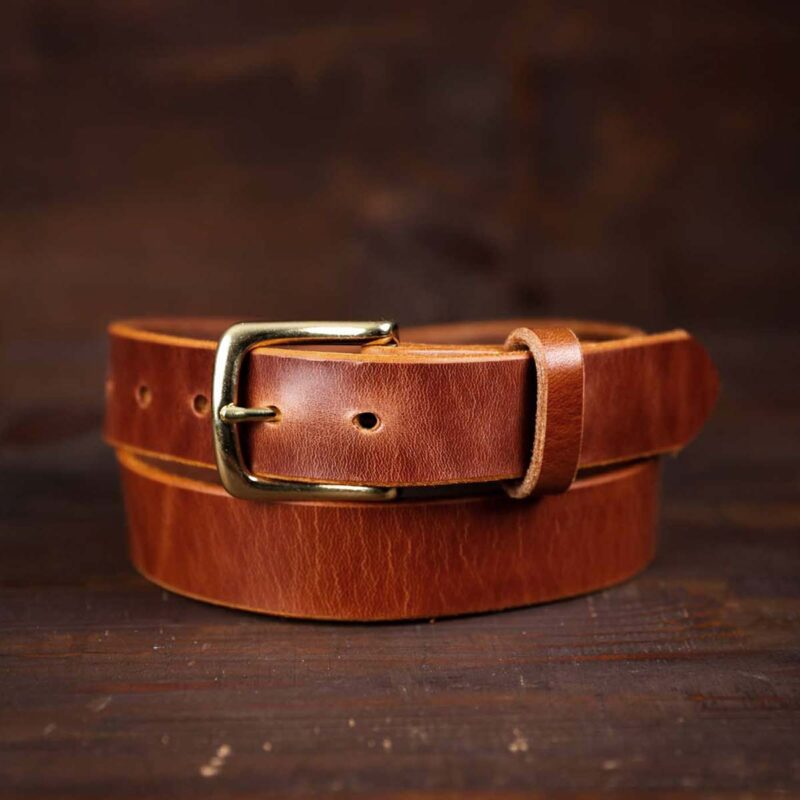 Klassiskt smalt läderbälte brunt