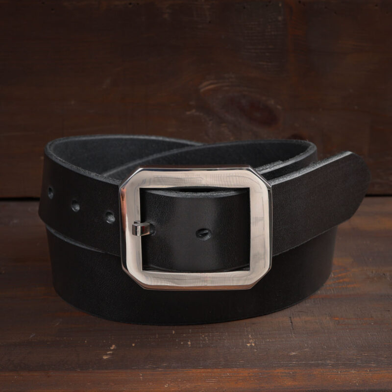 Nils svart läderbälte med rostfritt stålspänne