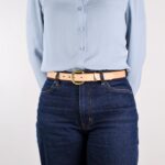 Nora Smalt Läderbälte Natur shirt Right