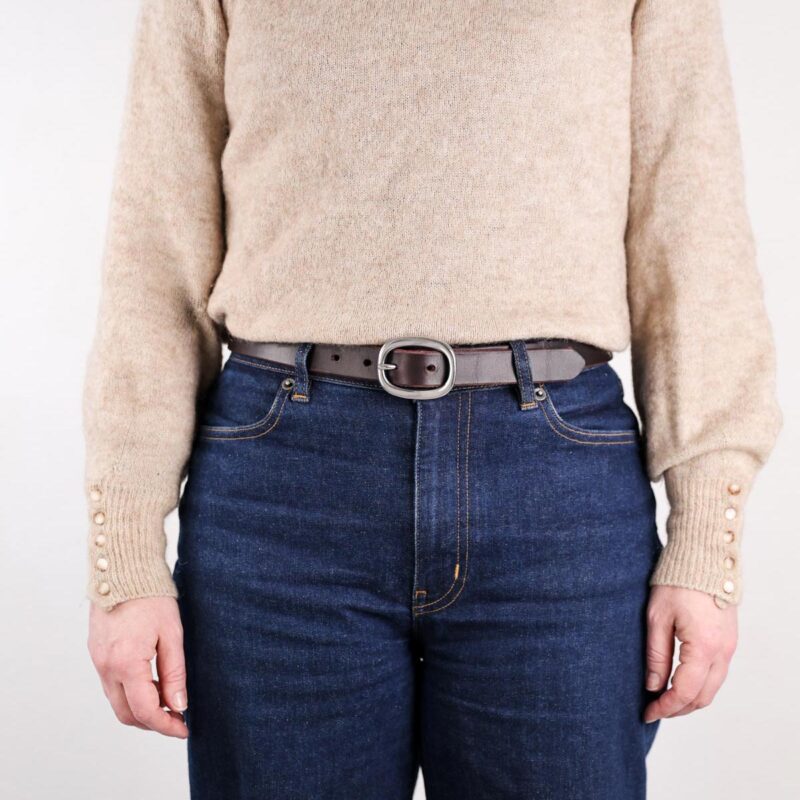 Sara Smalt Läderbälte Mörkbrunt med Silverspänne full