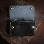 Trucker plånbok mini svart öppen