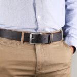 Vidar läderbälte mörkbrun närbild höger