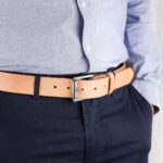 Vidar läderbälte natur närbild höger