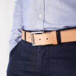 Vidar läderbälte natur närbild vänster