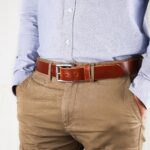 vidar läderbälte brun närbild vänster